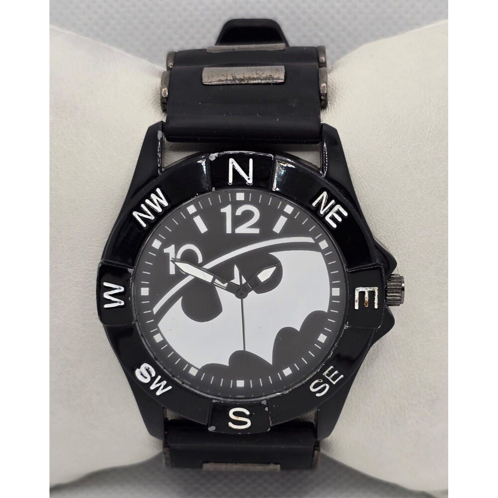 Men's Batman DC Comics Black Rubber Strap Analog Superhero Collectible Watch 04